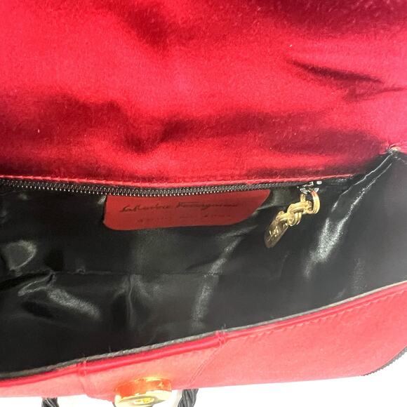 Rare Salvatore Ferragamo Red Satin Black Tassel Evening Clutch Crossbody Handbag - Picture 9 of 10